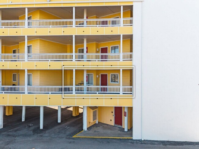 Building Photo - 302 Canal Dr