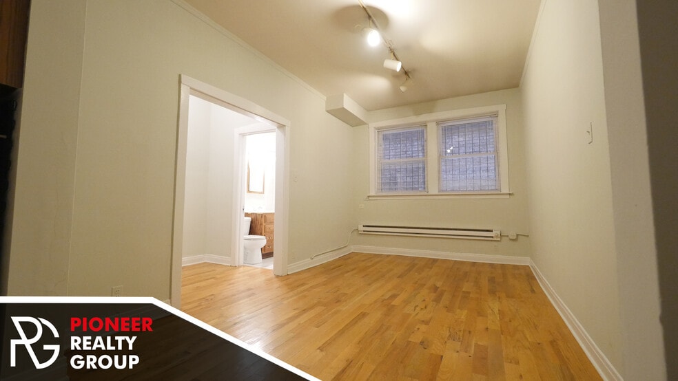 Electric Heating - 515 W Melrose St