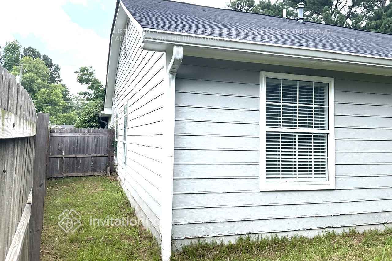 Building Photo - 6635 Emerald Pointe Cir