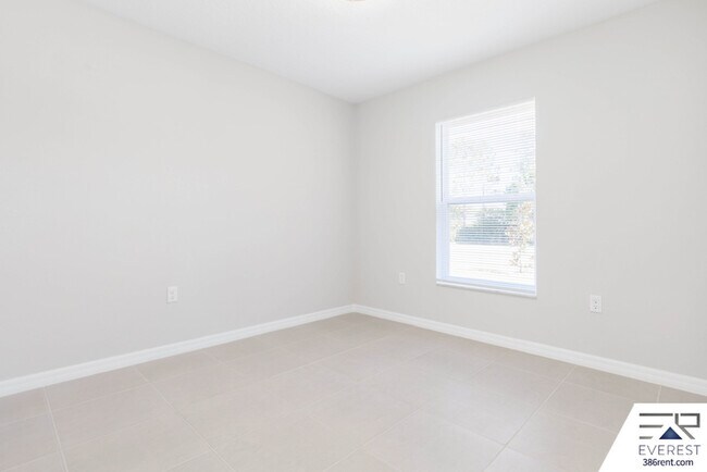 Building Photo - 11 Serenity Pl