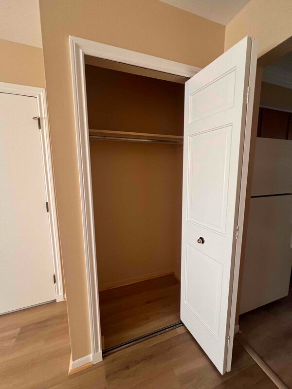 Building Photo - 491 Miller Ave