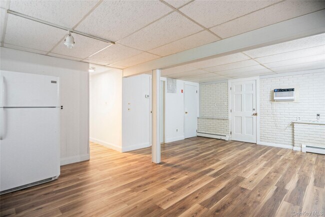 Building Photo - 39 Wolf hollow Rd