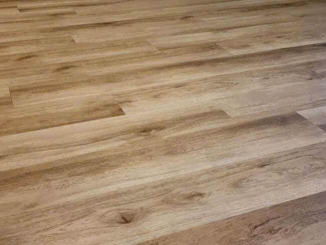 Building Photo - 1285 NW 183rd Ave