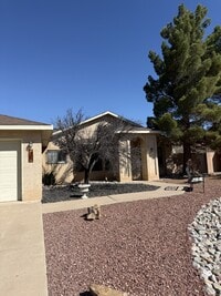 Building Photo - 6717 Tesuque Dr NW