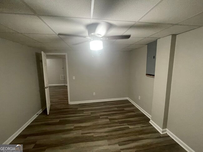 Building Photo - 310 Harris Manor Dr SW