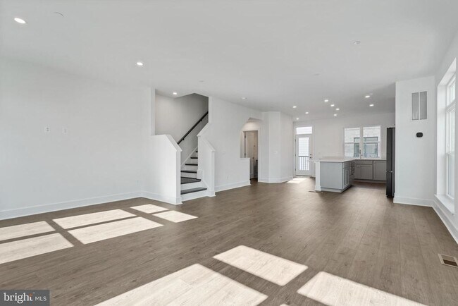 Building Photo - 2038 Tysons Ridgeline Rd