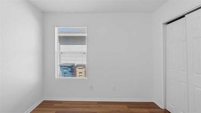 Building Photo - 11309 Autumn Ash Dr