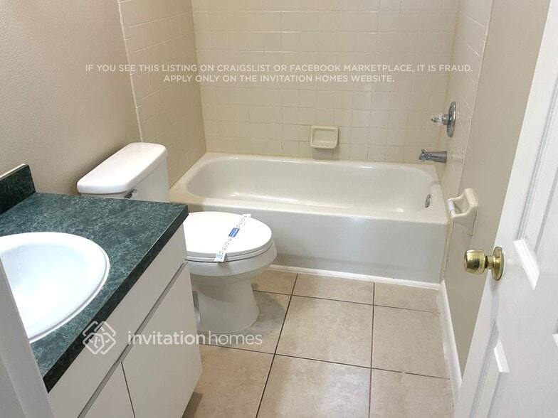 Building Photo - 1208 Harvest Home Ct