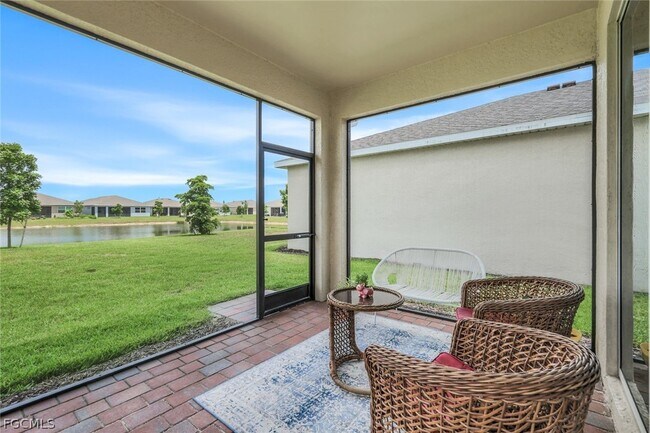 Building Photo - 421 Coral Reef Pl