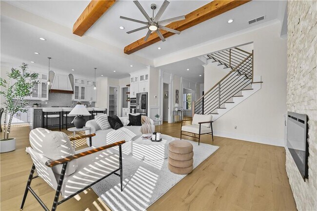 Building Photo - 3488 Hamilton Mill Rd