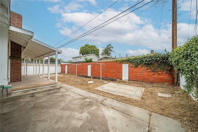 Building Photo - 6829 E Parapet St