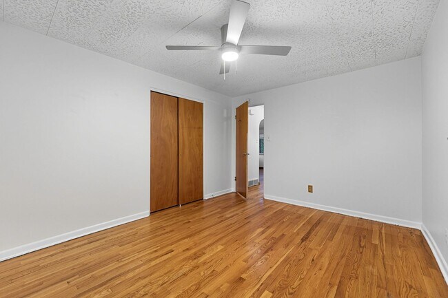 Building Photo - 3070 Reed St