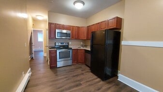 Building Photo - 2272 N Bancroft St