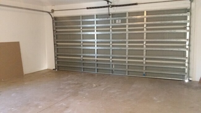 Building Photo - North Biscayne 3/2/2 / NEW PRICE / $ 1800