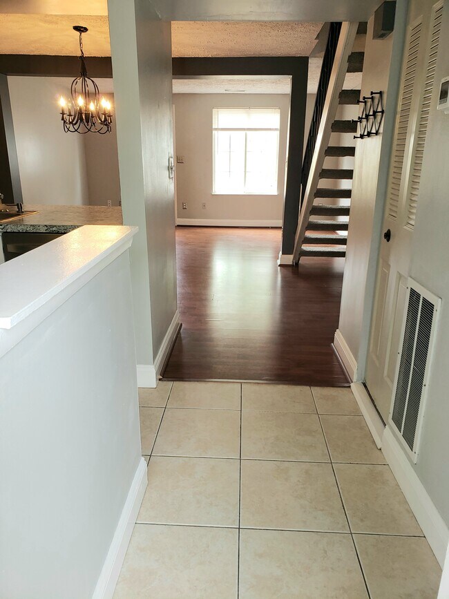 Building Photo - 5826 Whitfield Ct
