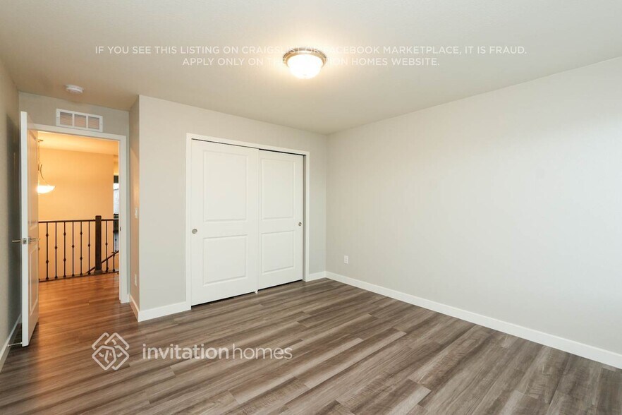 Building Photo - 11147 House Finch Ln