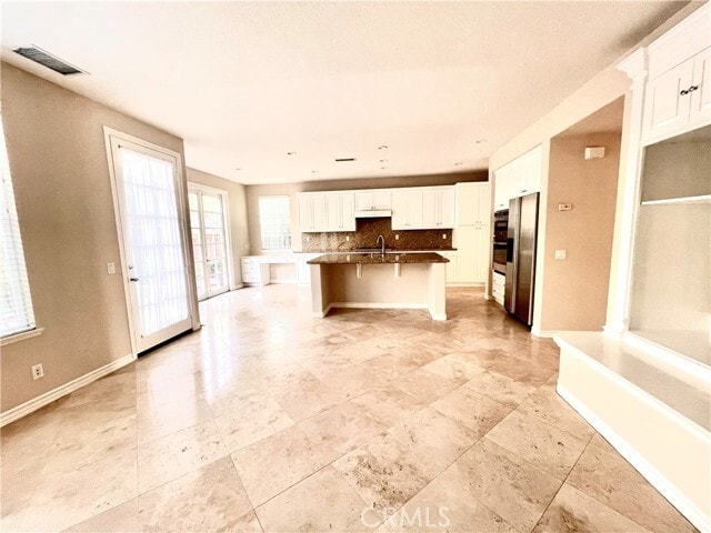 Building Photo - 16 Kingsway Dr