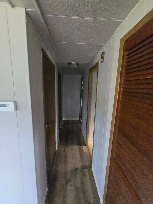 Building Photo - 2 Bed 2 Bath Home For Rent in Middletown, MO!