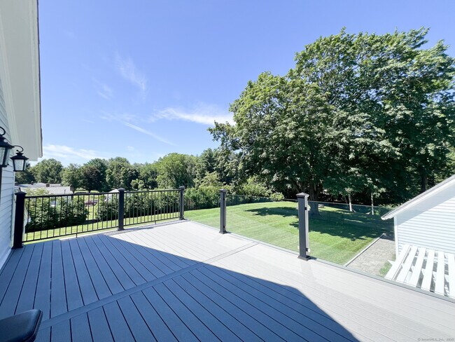 Building Photo - 374 Grassy Hill Rd