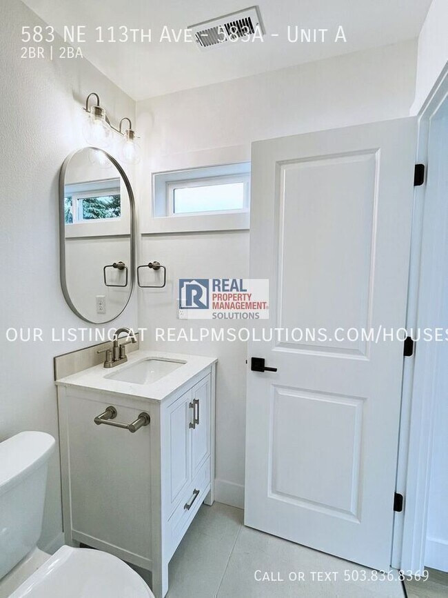 Building Photo - 583 NE 113th Ave