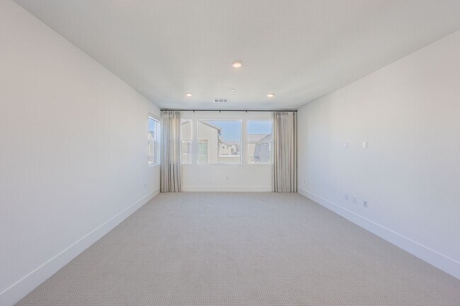 Building Photo - Brand New Estate Home Rent at Luna Park in GPN in Irvine