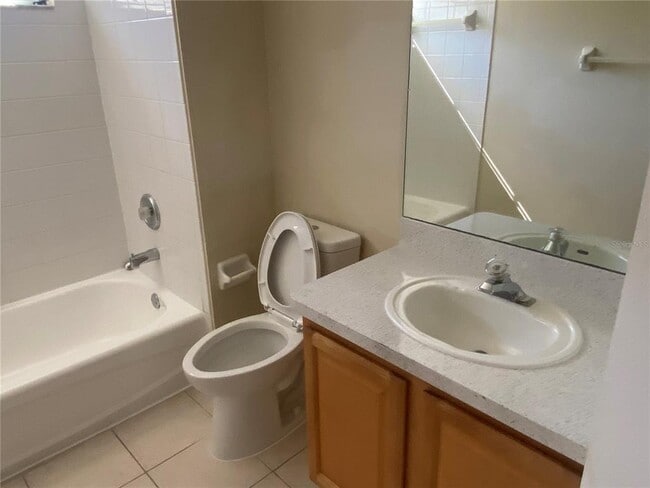 Building Photo - 18926 Duquesne Dr