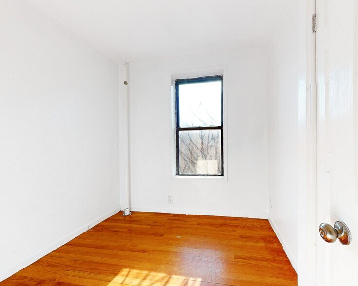 Building Photo - West 147th Street