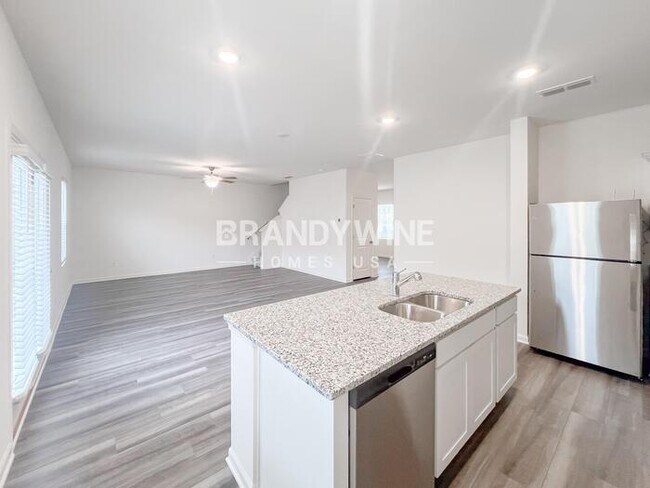 Building Photo - 63 Rowlett Pl