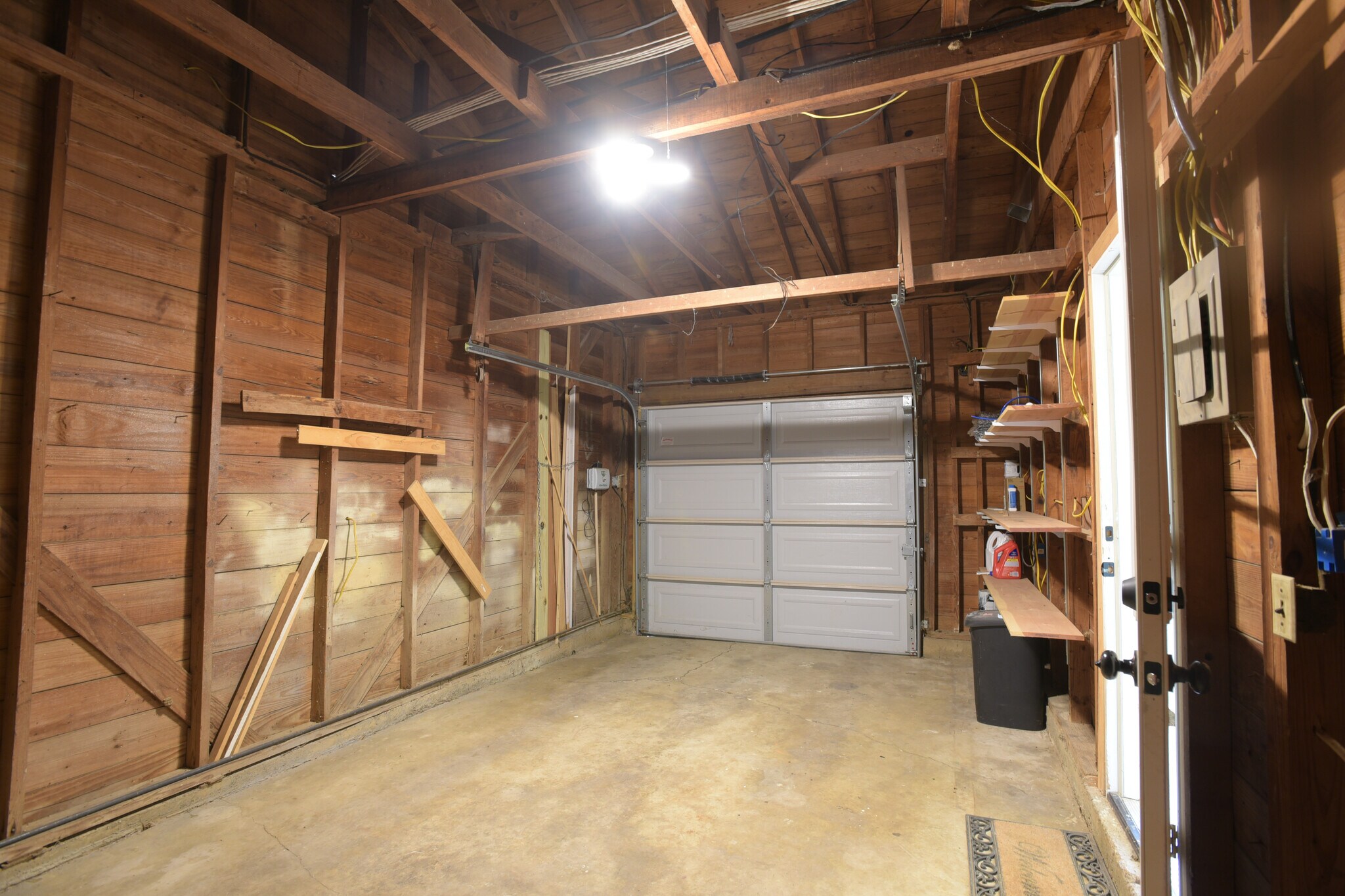 Garage - 1901 11th St