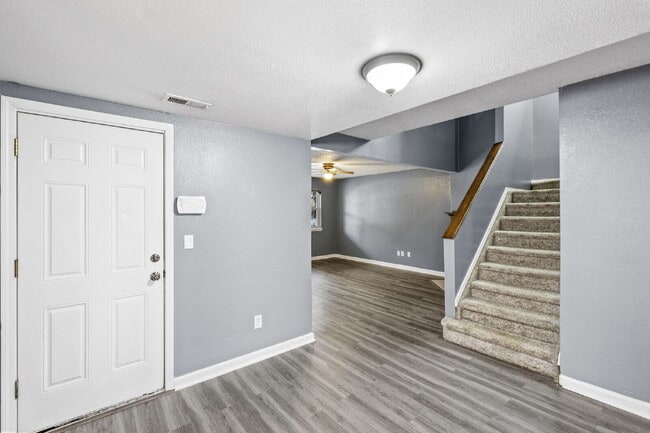 Building Photo - Charming Two-Story Home with Fenced Yard & Cozy Fireplace — Pet-Friendly!