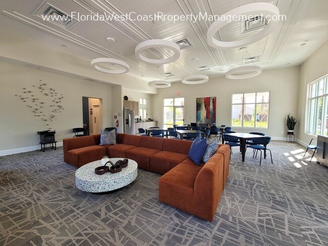 Building Photo - FANTASTIC 5 BEDROOM/ 3 BATH HOME in PARRISH! ISLES AT BAYVIEW! SUPER AMENITIES!