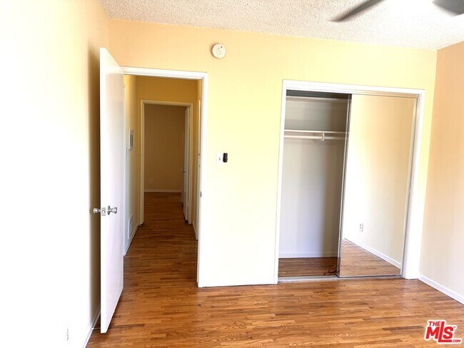 Building Photo - 5411 S Centinela Ave