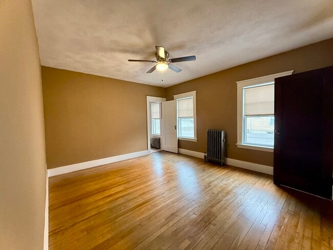 Building Photo - 446 Chandler St