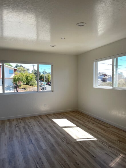 living area - 135 Camino del Sol
