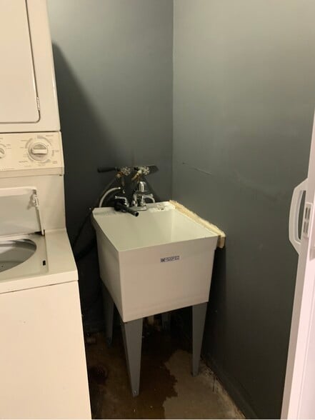 Building Photo - 62 Oakmont Dr