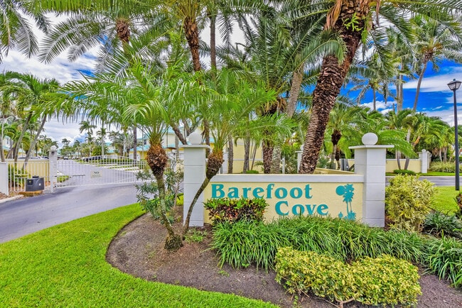 Building Photo - 142 Barefoot Cove