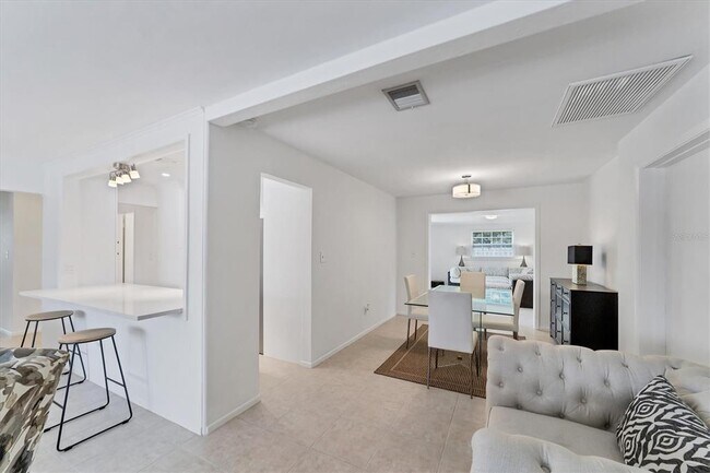 Building Photo - 2738 Tangelo Dr