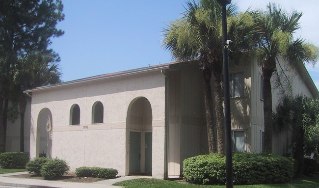 Building Photo - Mandarin Glen