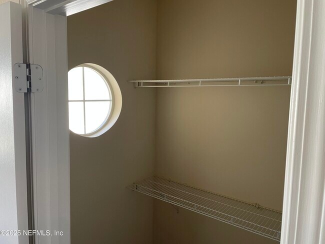 Building Photo - 3750 Silver Bluff Blvd