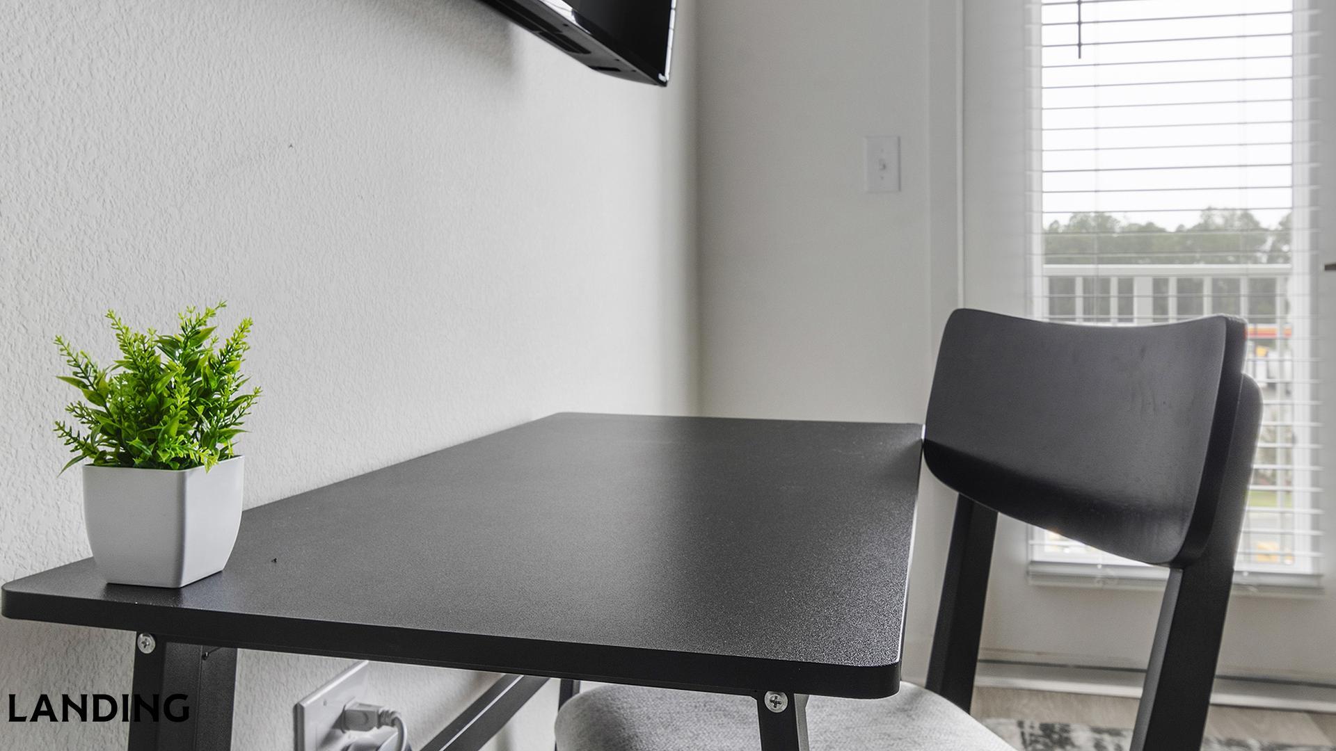 Building Photo - 12525 Tibbets Ln