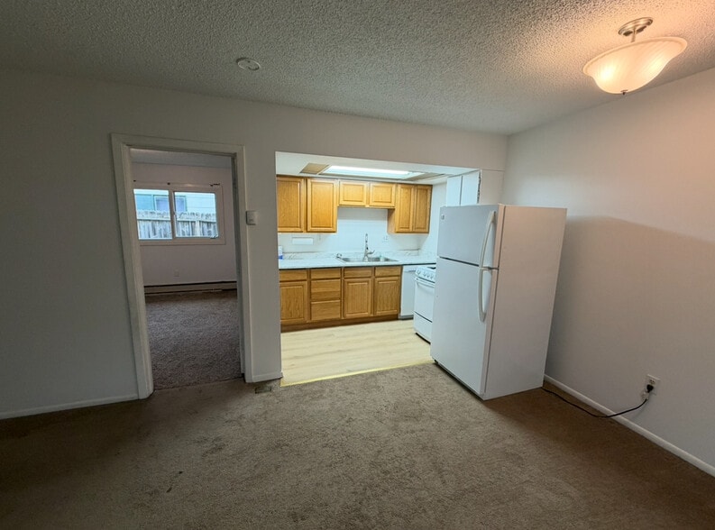 Primary Photo - 2912 W 33rd Ave