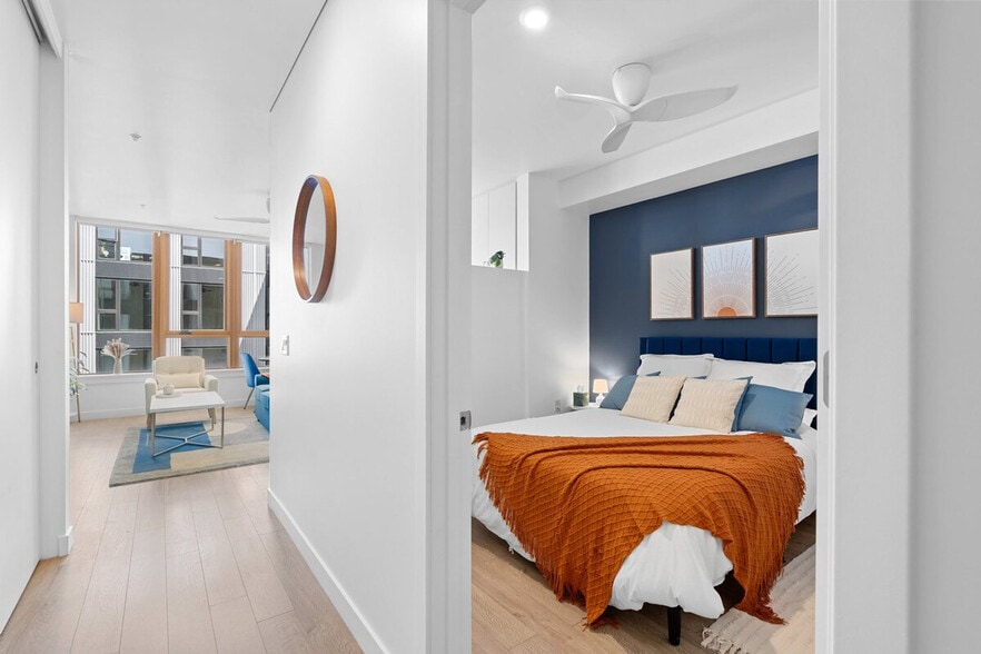 Building Photo - 1315 NW 19th Ave