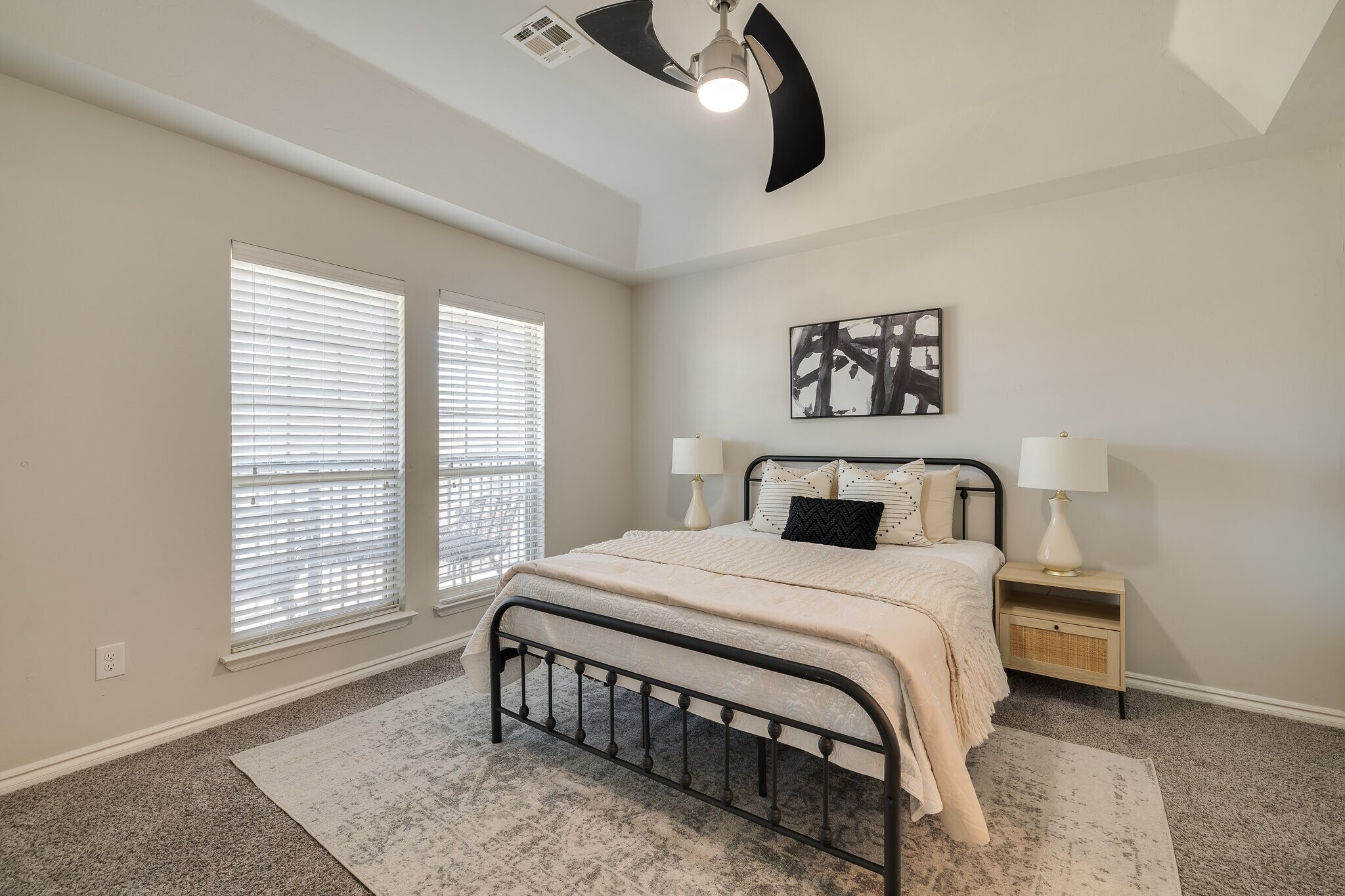 Building Photo - 3720 N Pennsylvania Ave