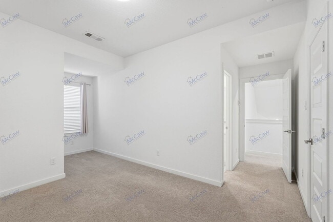 Building Photo - 5737 Miriam Dr