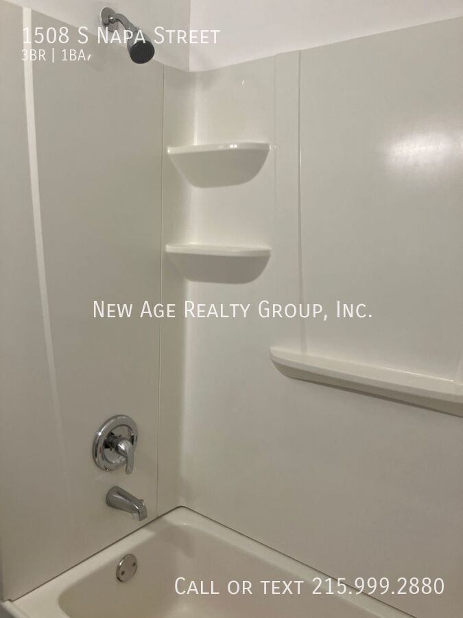 Building Photo - 1508 S Napa St