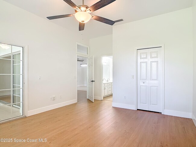 Building Photo - 1184 Athlone Way