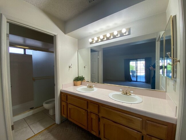 Building Photo - Get ready for Summer in this 3 BD 2 BA SW home with a Pool on a corner lot