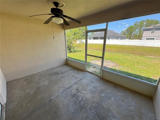 Building Photo - 725 Pelican Ct