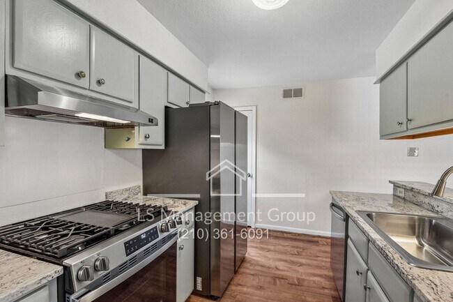 Building Photo - 6603 Cherryleaf St