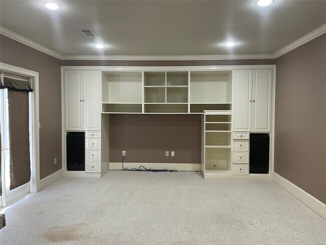 Building Photo - 56 Peachwood Dr